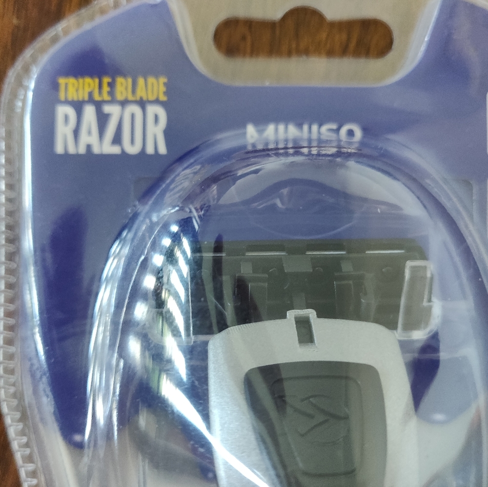 Minso Razor, sealed - Picture 2 of 4